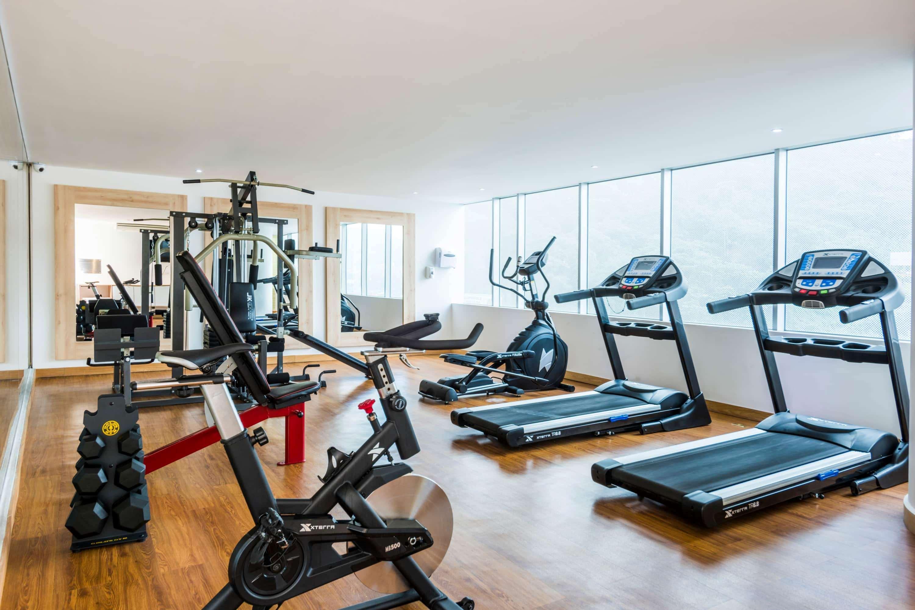 La Quinta By Wyndham Medellin Hotel Екстериор снимка