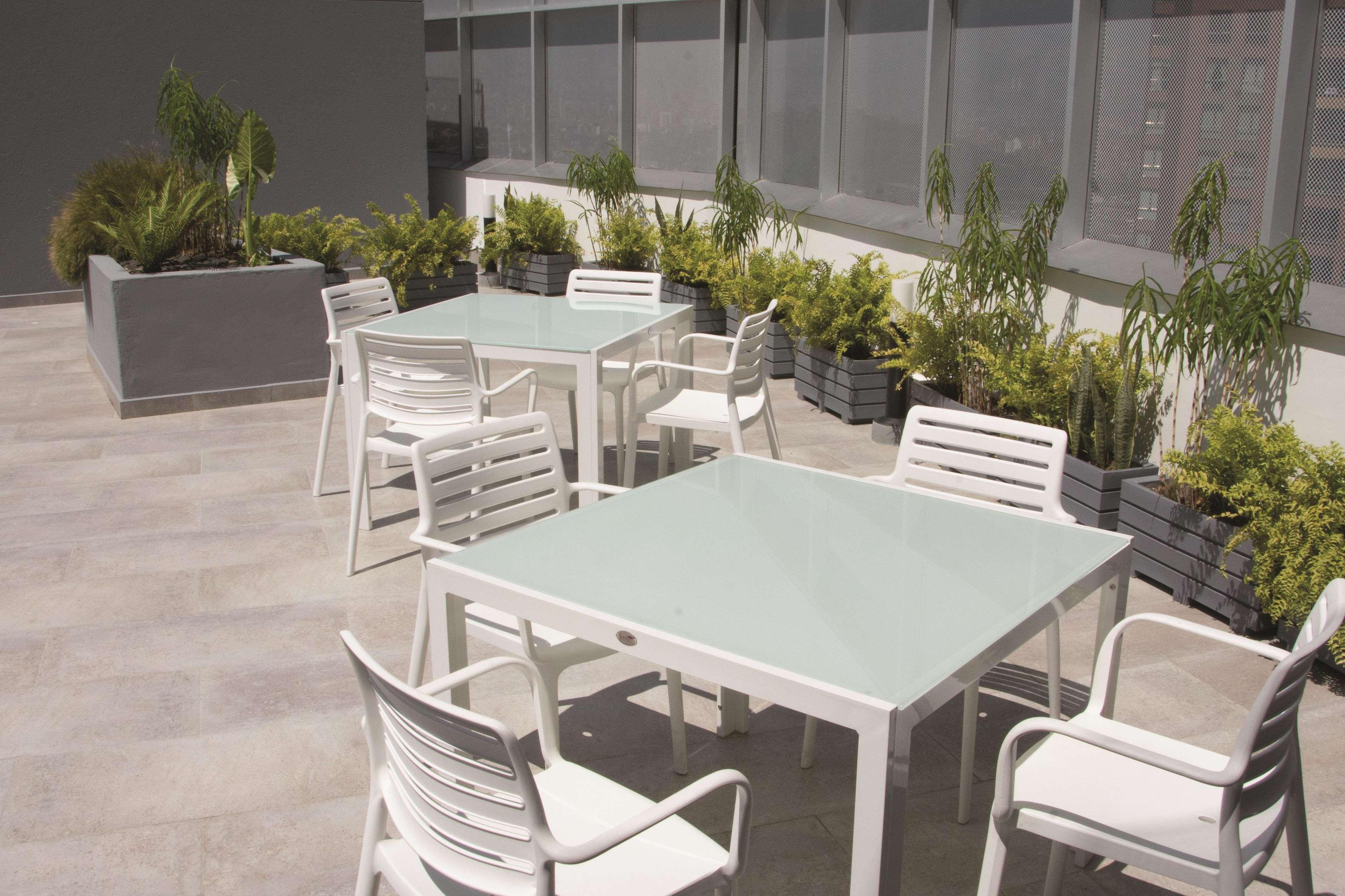 La Quinta By Wyndham Medellin Hotel Екстериор снимка